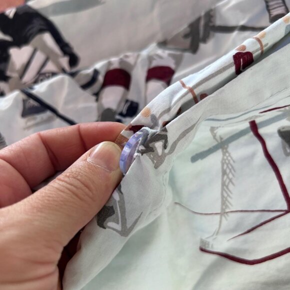 Pottery Barn Kids Organic Cotton Baseball Duvet Cover Twin "Vintage Hockey" - Picture 2 of 5